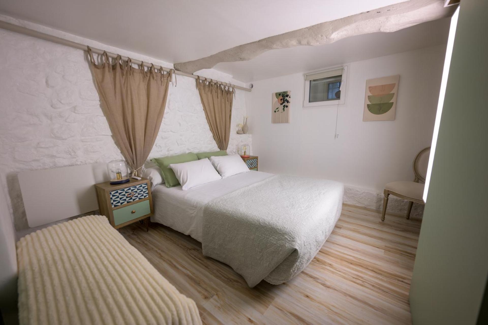 Cosy Flat In The Heart Of Valbonne Village Екстериор снимка