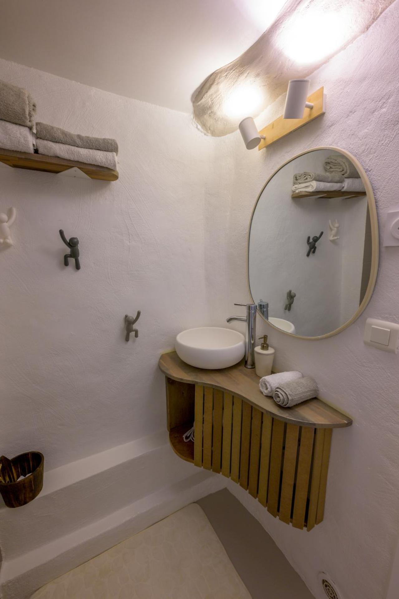 Cosy Flat In The Heart Of Valbonne Village Екстериор снимка
