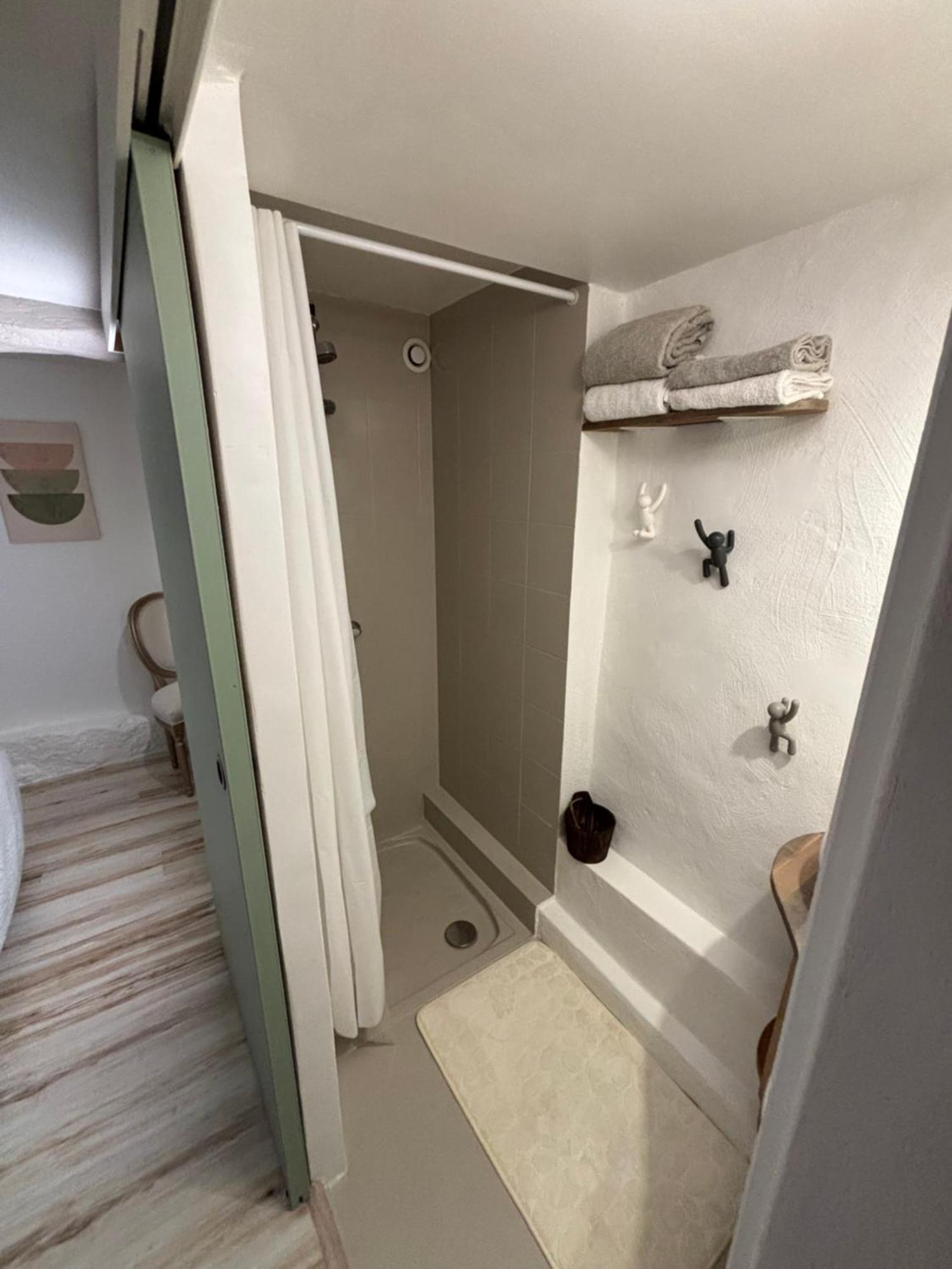 Cosy Flat In The Heart Of Valbonne Village Екстериор снимка