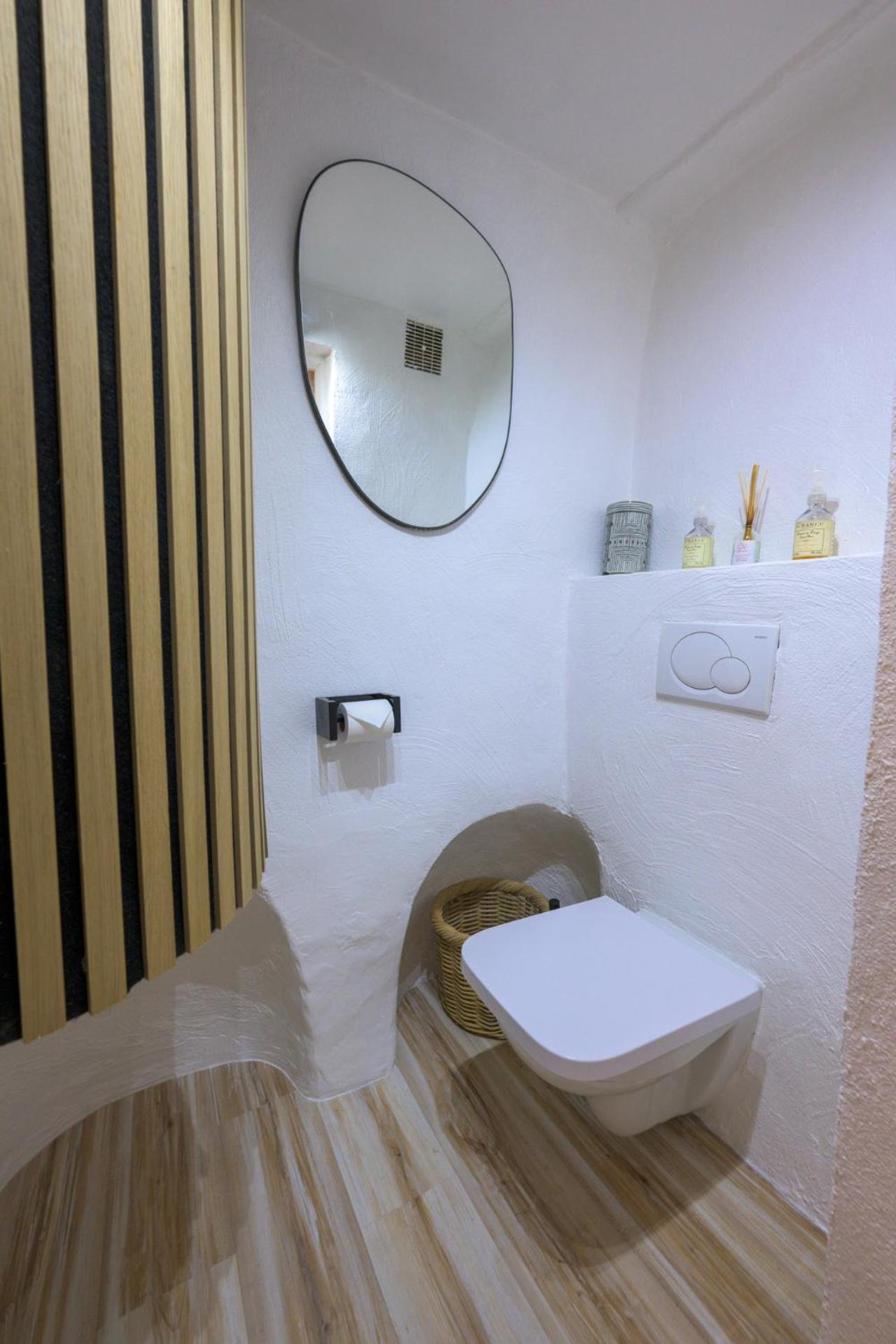 Cosy Flat In The Heart Of Valbonne Village Екстериор снимка